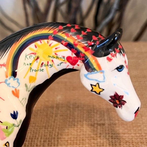 The Trail of the Painted Ponies Children’s Prayer Pony - Picture 3 of 9